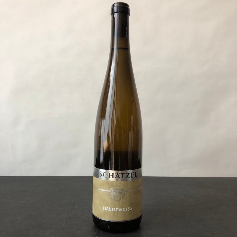2022 Weingut Schatzel Naturweiss, Rheinhessen, Germany