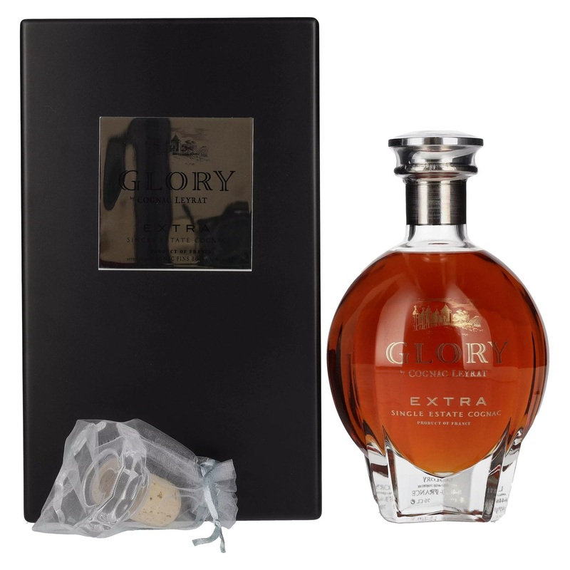 Cognac Leyrat EXTRA Glory Single Estate Cognac 45% Vol. 0,7l in wooden box