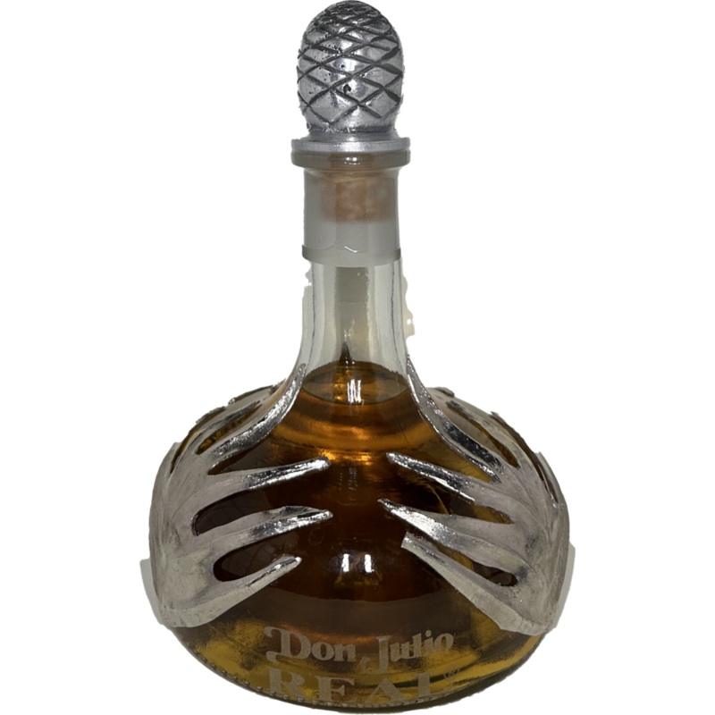 Don Julio Real First Release in Display Case (NOM 1118) signed by Don Julio Junior