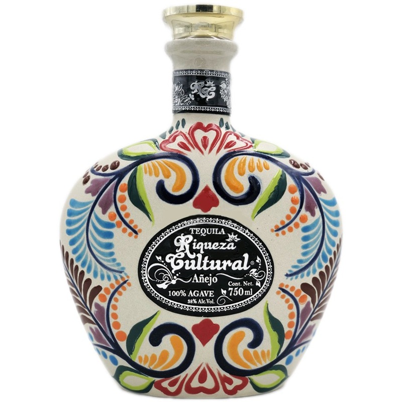 Riqueza Cultural Beaded Aejo 750ml