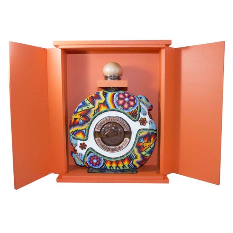 Dos Armadillos Tequila Extra Aejo Reserva Chaquira Luxury Edition 750ml